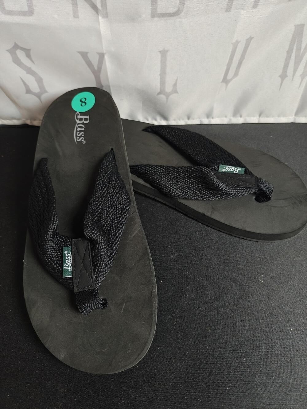 BASS Men's 8 / 41 Buxton Flip Flop Sandals Black New